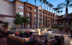 Courtyard Phoenix Camelback Hotel